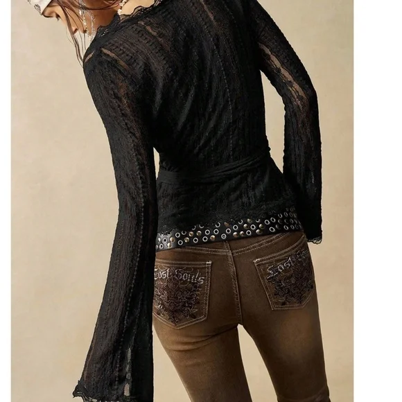 Boho Floral Lace V neck Semi Sheer Long Sleeve Flare Top - Picture 9 of 9